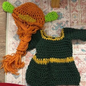 Infant Shrek/Fiona Halloween costume